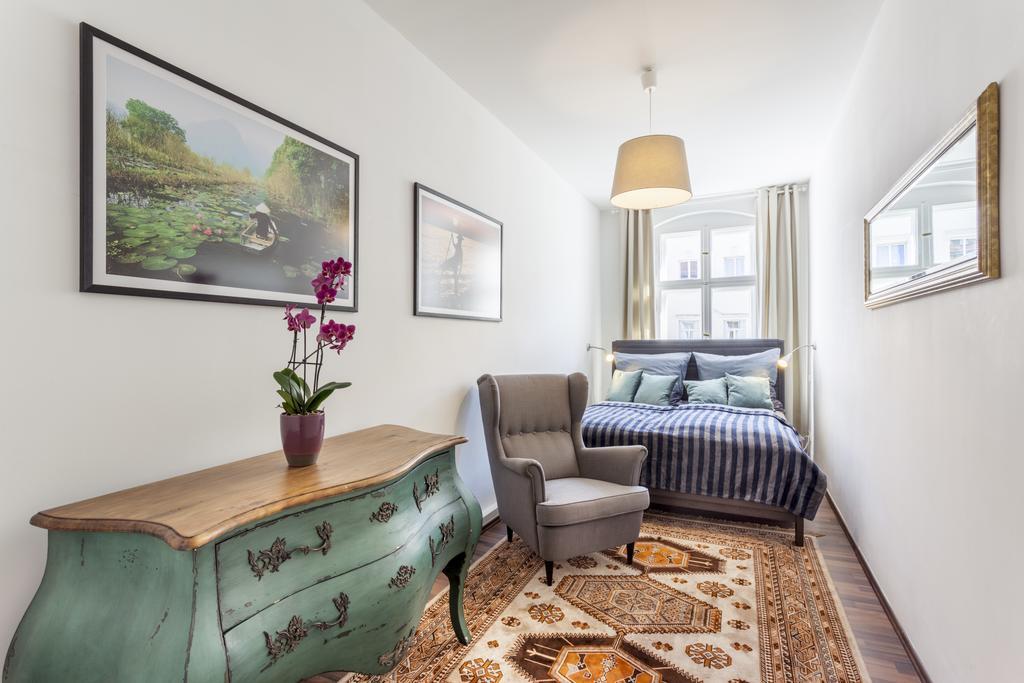 The Rheinsberger - Cosy 2Br One Living Room Up To 6 Berlin Bagian luar foto